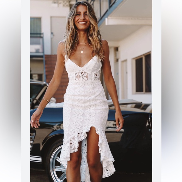 Selfie Leslie Dresses & Skirts - Selfie Leslie White Lace High Low Dress
